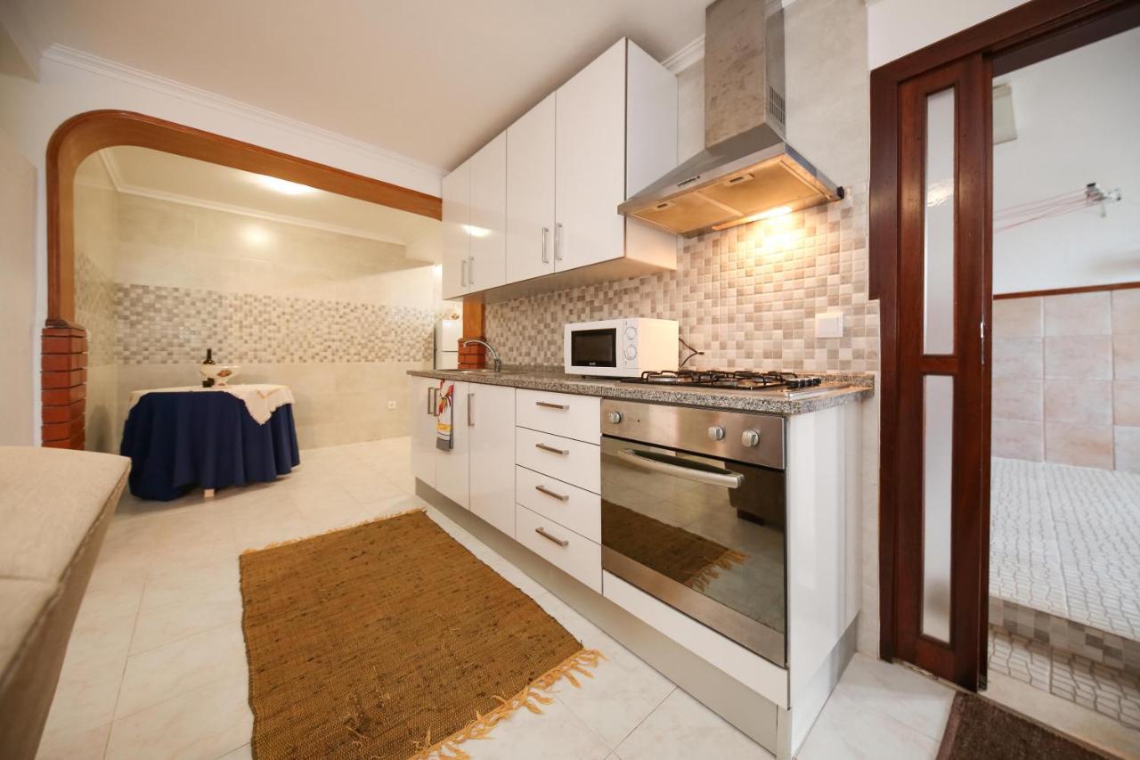 Casa Da Tia Laura Apartment Nazare Ngoại thất bức ảnh